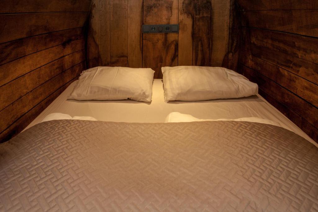 De Wijnlodge Kootwijkerbroek Luaran gambar